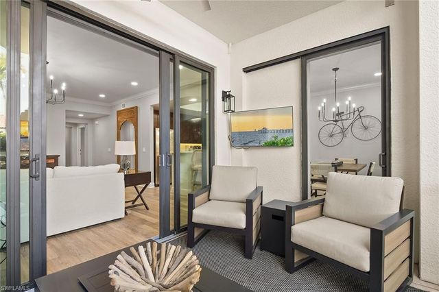 1015 Sandpiper ST # D102, Naples, FL 34102