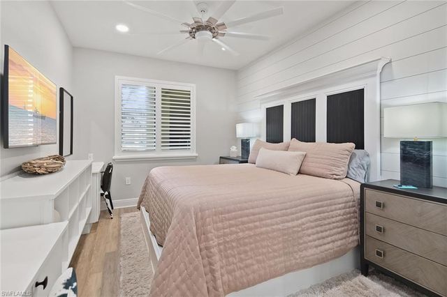 1015 Sandpiper ST # D102, Naples, FL 34102