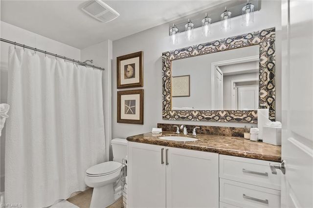 1015 Sandpiper ST # D102, Naples, FL 34102