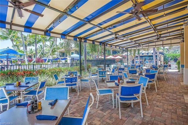 1015 Sandpiper ST # D102, Naples, FL 34102