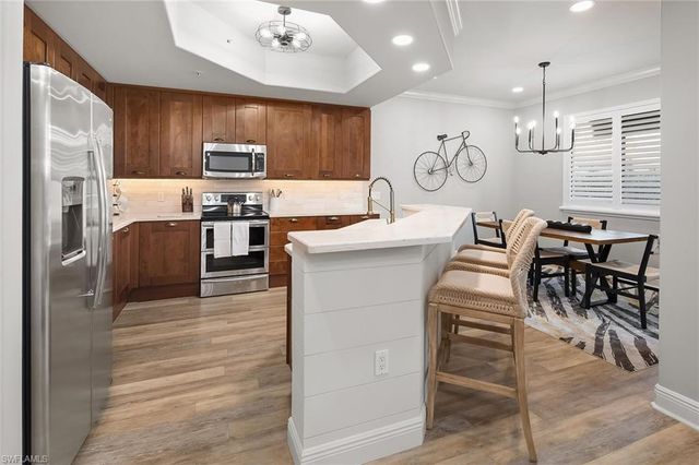 1015 Sandpiper ST # D102, Naples, FL 34102