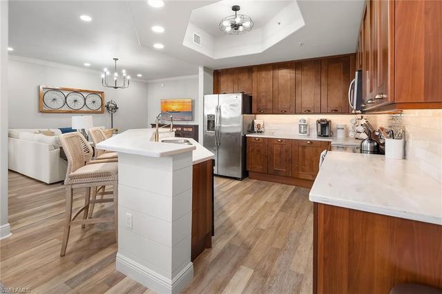 1015 Sandpiper ST # D102, Naples, FL 34102