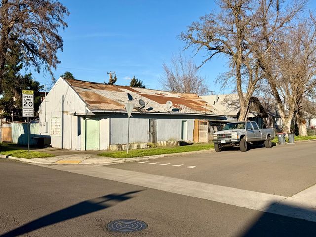 544 Palm Street, Medford, OR 97501