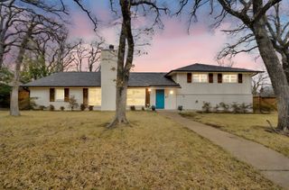 3301 Yellowstone Drive, Arlington, TX 76013