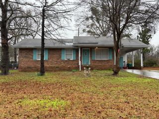 610 Gib Drive, Manning, SC 29102