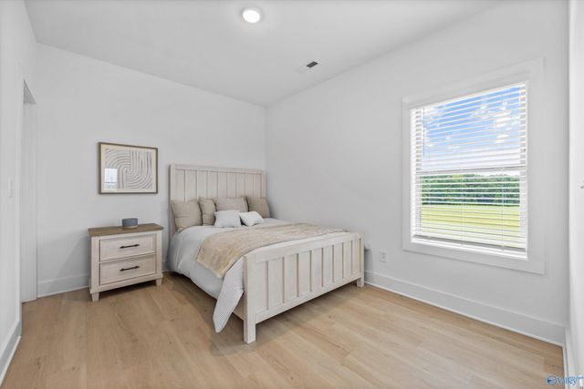 22018 Mulligan Parkway, Athens, AL 35613