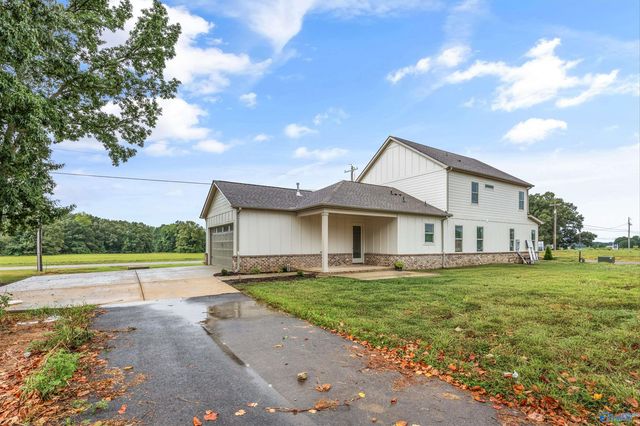 22018 Mulligan Parkway, Athens, AL 35613