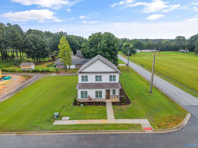 22018 Mulligan Parkway, Athens, AL 35613