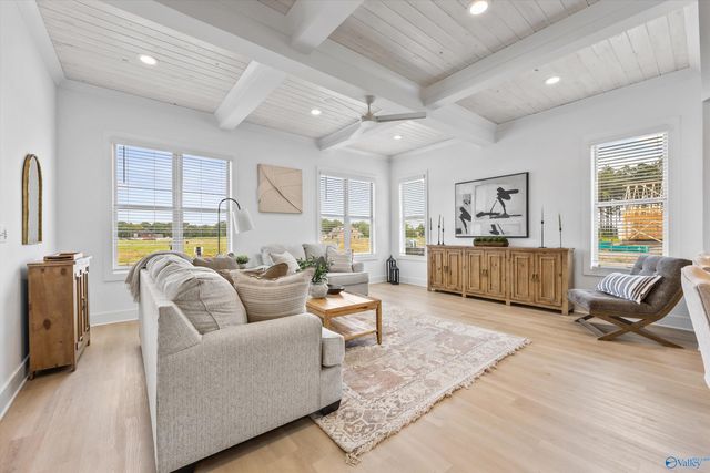 22018 Mulligan Parkway, Athens, AL 35613