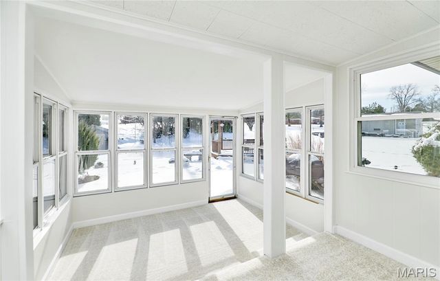 4650 Venarde Drive, St Louis, MO 63128