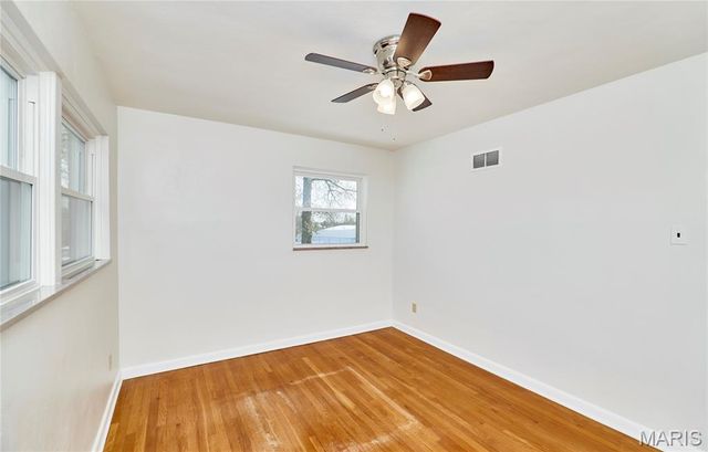 4650 Venarde Drive, St Louis, MO 63128