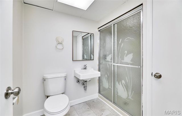 4650 Venarde Drive, St Louis, MO 63128