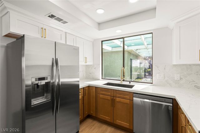 4567 Madreperla Street, Las Vegas, NV 89121