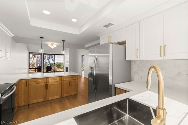 4567 Madreperla Street, Las Vegas, NV 89121