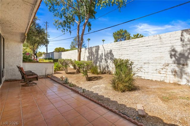 4567 Madreperla Street, Las Vegas, NV 89121