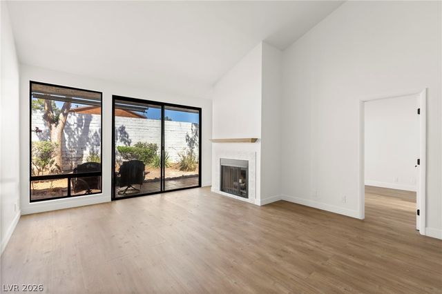 4567 Madreperla Street, Las Vegas, NV 89121