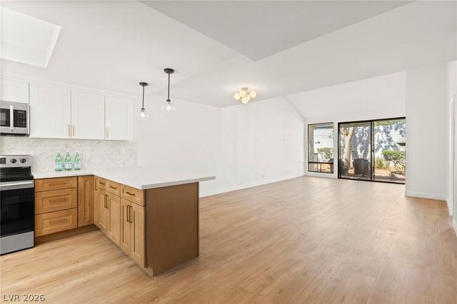 4567 Madreperla Street, Las Vegas, NV 89121