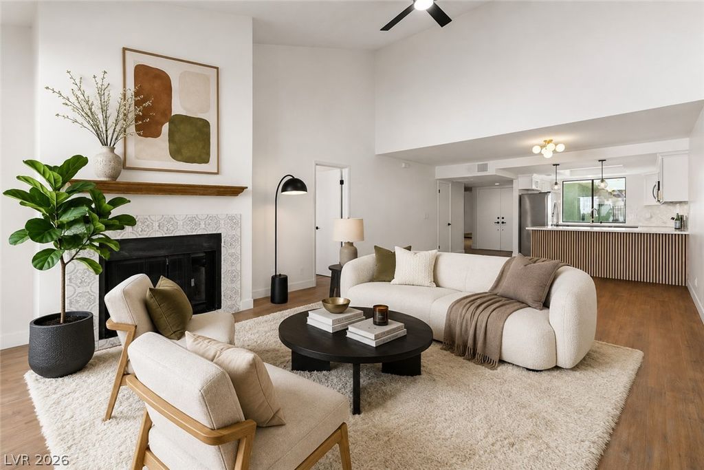 4567 Madreperla Street, Las Vegas, NV 89121 — photo 3