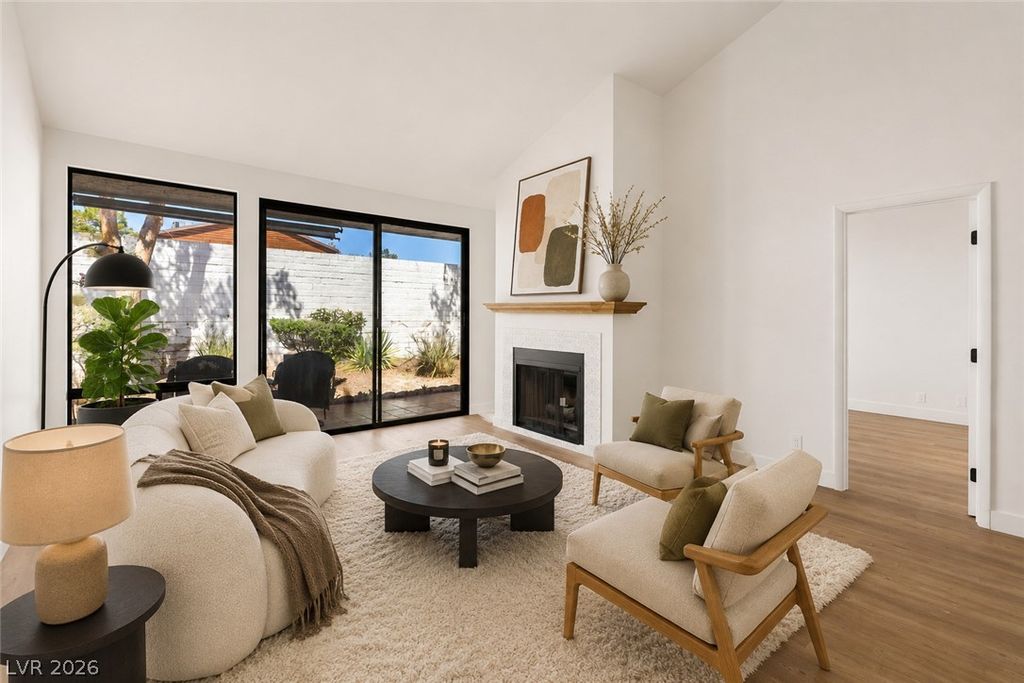 4567 Madreperla Street, Las Vegas, NV 89121 — photo 4