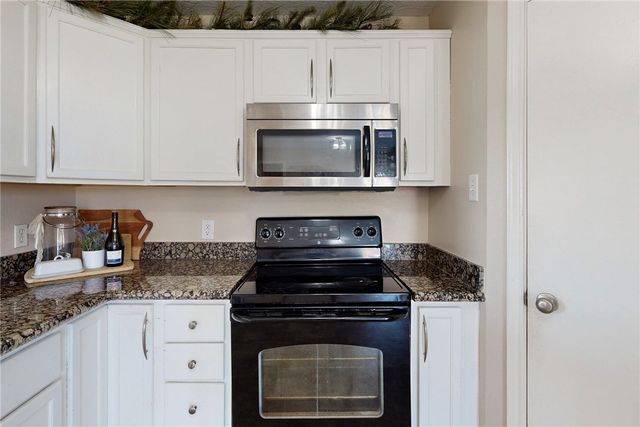 4017 Southern Trace Drive, College Station, TX 77845