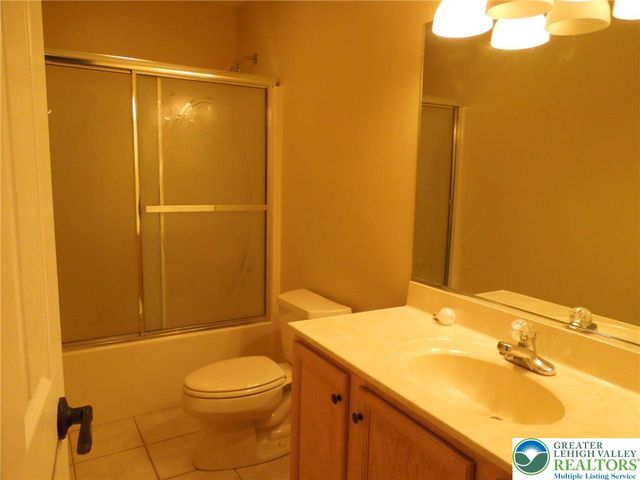 4435 Steuben Road, Bethlehem Twp, PA 18020