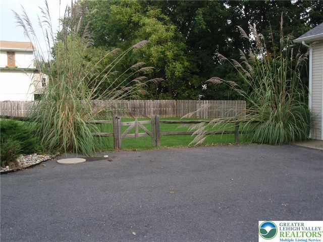 4435 Steuben Road, Bethlehem Twp, PA 18020