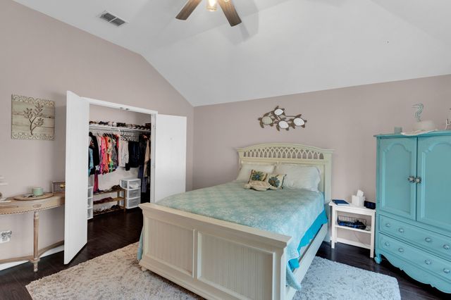 135 Valley Ranch Drive, Waxahachie, TX 75165