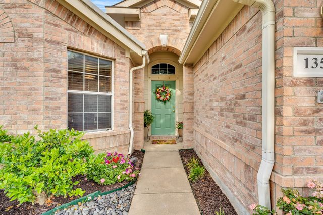 135 Valley Ranch Drive, Waxahachie, TX 75165
