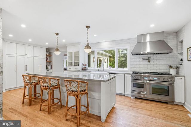 435 LANTERN LN, Berwyn, PA 19312