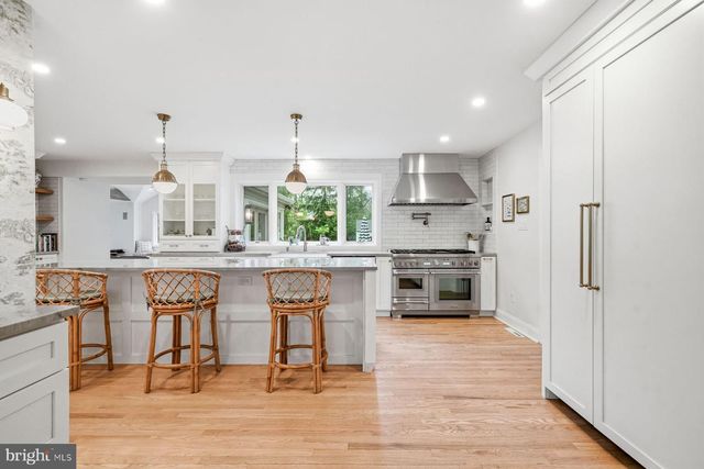 435 LANTERN LN, Berwyn, PA 19312