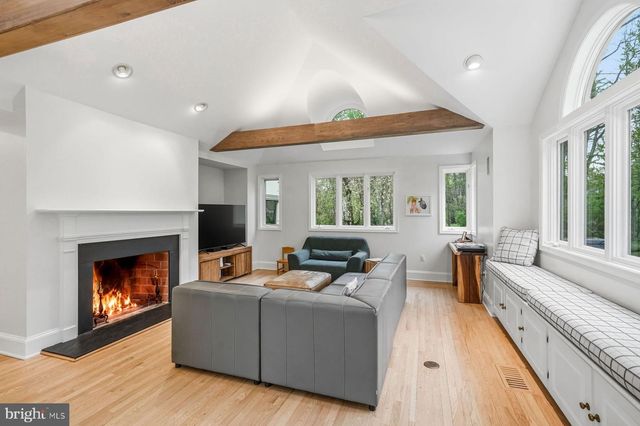 435 LANTERN LN, Berwyn, PA 19312