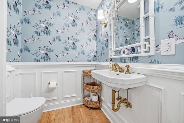 435 LANTERN LN, Berwyn, PA 19312