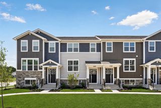 2234 Stonegate Road, Algonquin, IL 60102
