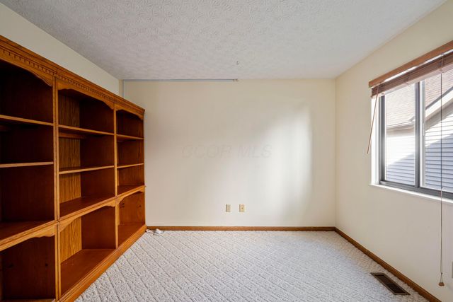 1664 Demaret Lane, Columbus, OH 43228