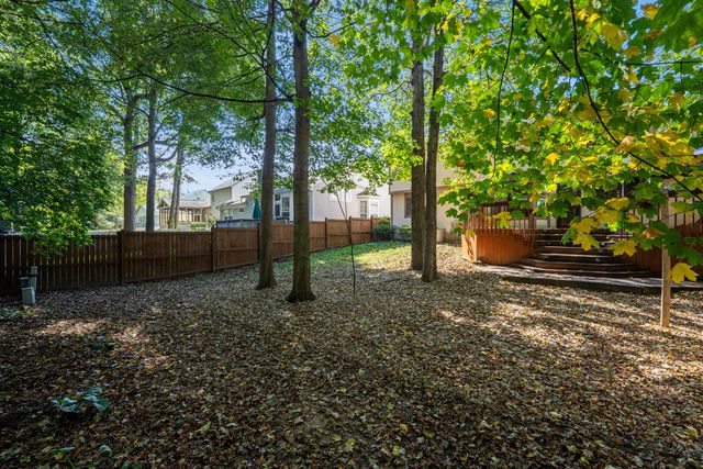 1664 Demaret Lane, Columbus, OH 43228