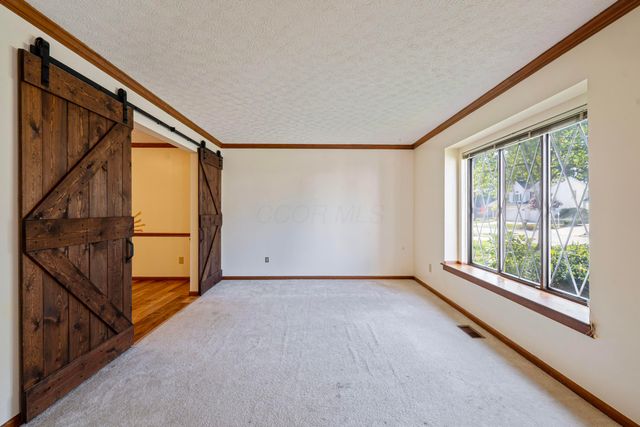 1664 Demaret Lane, Columbus, OH 43228