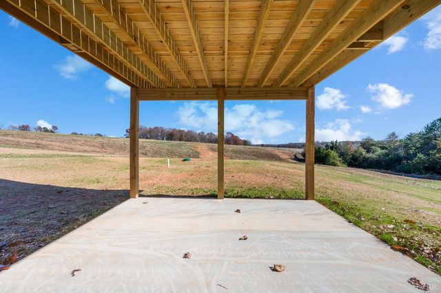 10528 Leesville Road, Lynch Station, VA 24571