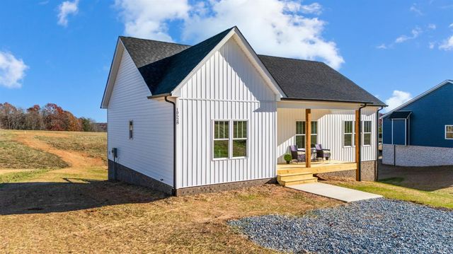 10528 Leesville Road, Lynch Station, VA 24571