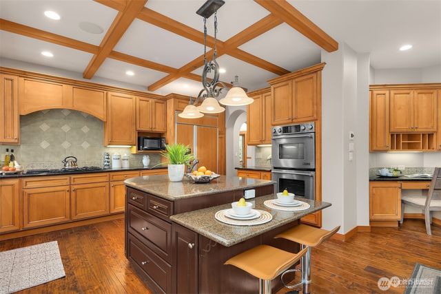 25935 SE 235th Way, Maple Valley, WA 98038