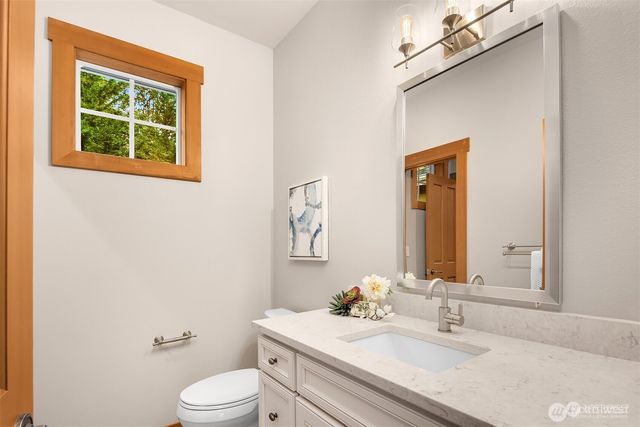 25935 SE 235th Way, Maple Valley, WA 98038