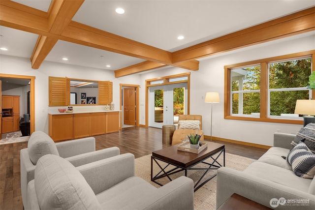 25935 SE 235th Way, Maple Valley, WA 98038