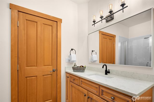 25935 SE 235th Way, Maple Valley, WA 98038