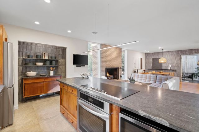 7320 Walling Lane, Dallas, TX 75231