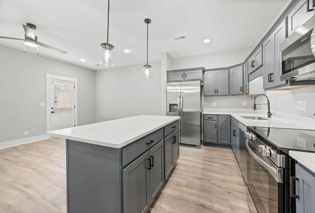 1606 Jonathan Wade Circle, Clarksville, TN 37043