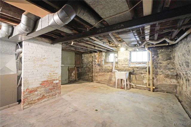 35 Colton Avenue, Lackawanna, NY 14218