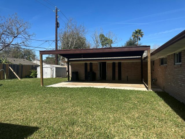 11410 Ashcroft Drive, Houston, TX 77035