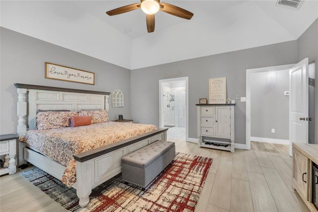 171 Foxshire Lane, Houston, TX 77047