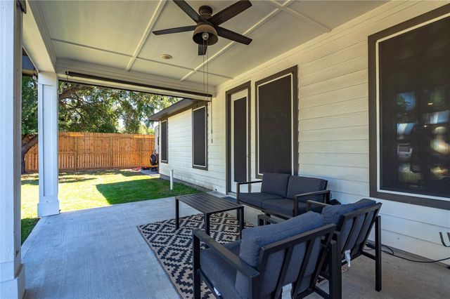 171 Foxshire Lane, Houston, TX 77047