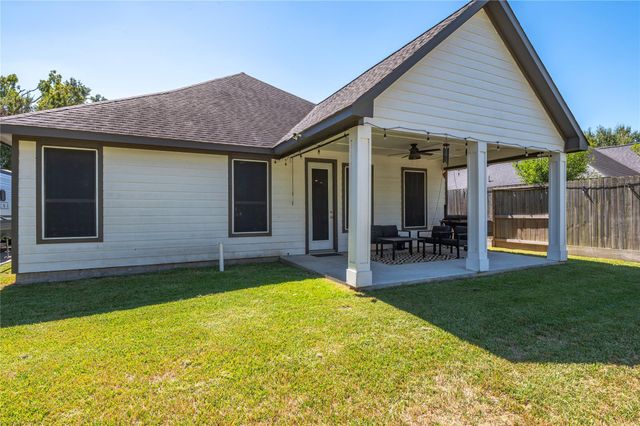 171 Foxshire Lane, Houston, TX 77047
