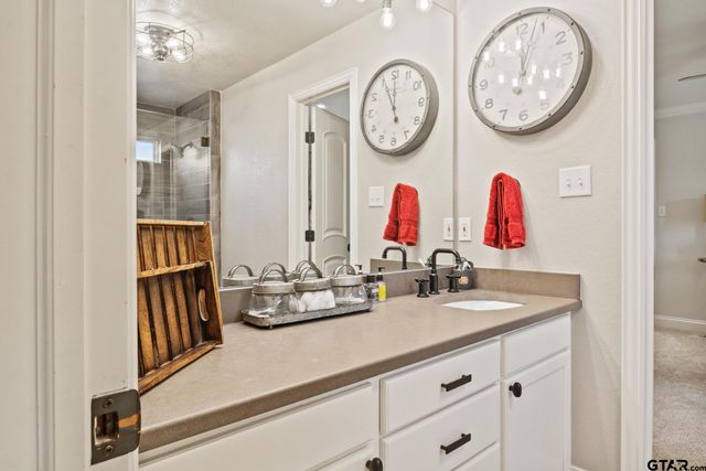 6 County Road 1215, Pittsburg, TX 75686